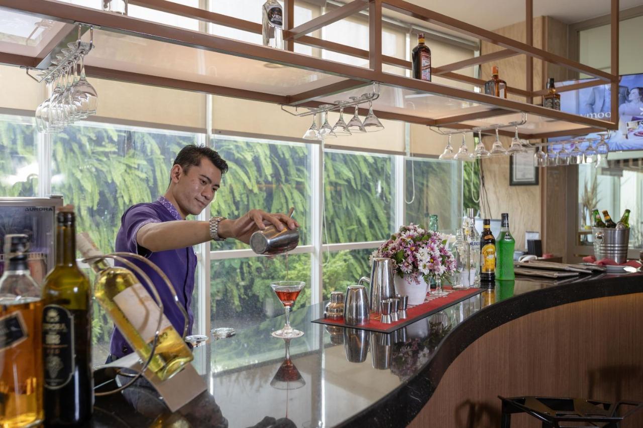 Satoria Hotel Yogyakarta Maguwo Esterno foto